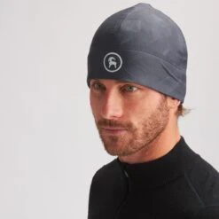 Lightweight Topo Beanie