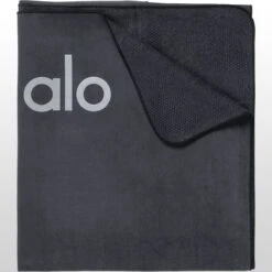 Grounded No-Slip Mat Towel