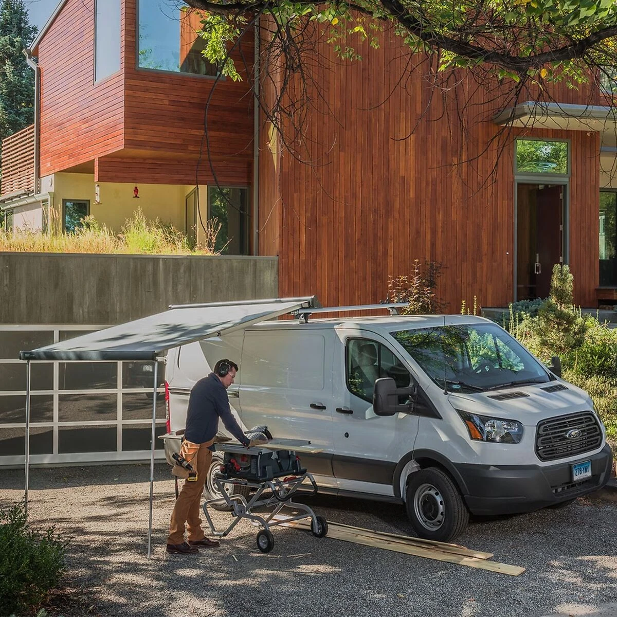 Thule HideAway Awning Wall Mount 7 Thule HideAway Awning Wall Mount - Image 7