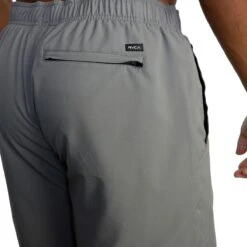 RVCA Yogger IV Short - Men's -Simms Sport Equipment Shop SMO D5